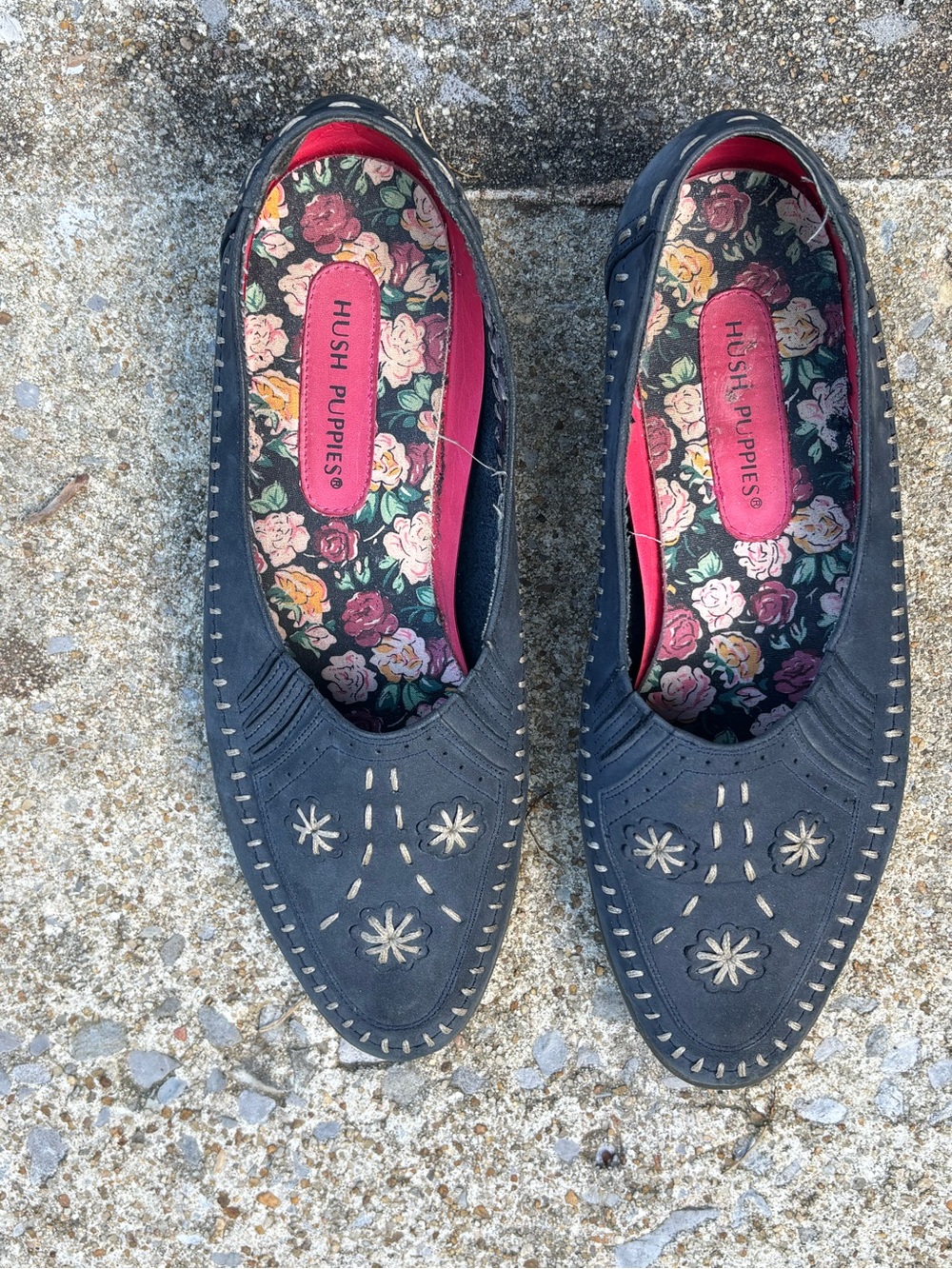 Hush Puppies Leather Floral Cutout Whipstitch Slip On Flats Navy 8.5W